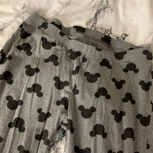 Torrid Disney Mickey Mouse Leggings